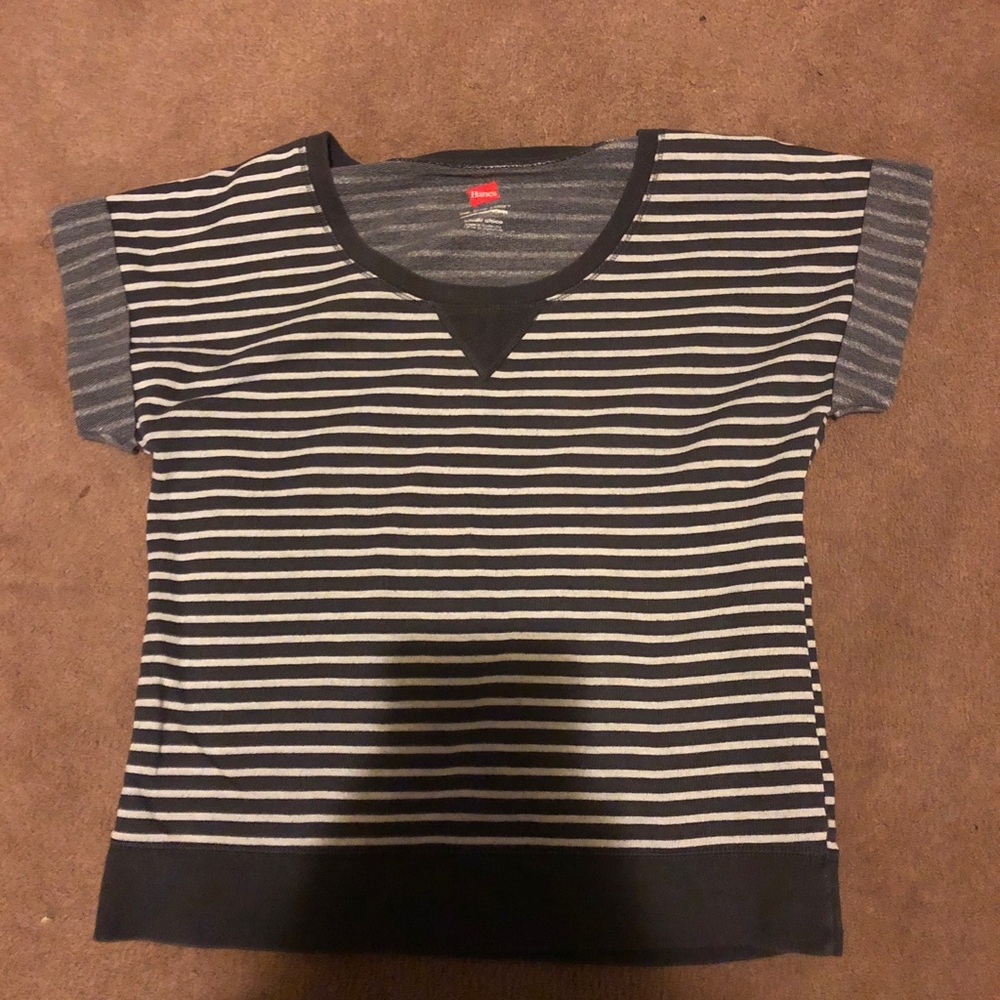 Cute casual tee! ✨